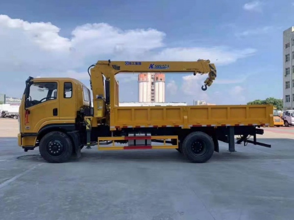 國(guó)六東風(fēng)暢行D1徐工6.3噸四節(jié)直臂吊機(jī)隨車(chē)吊